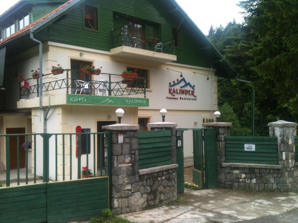 Pensiune & Restaurant Kalinder Busteni Ngoại thất bức ảnh